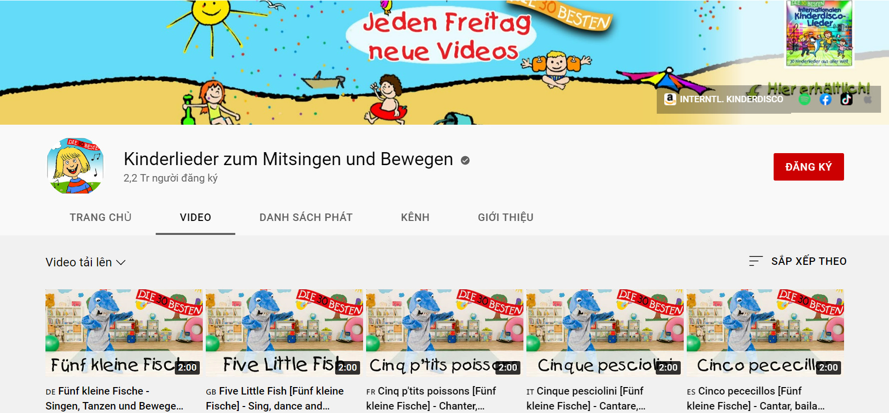 Kinderlieder zum Mitsingen und Bewegen giúp trẻ vừa học vừa chơi qua những bài hát tiếng Đức
